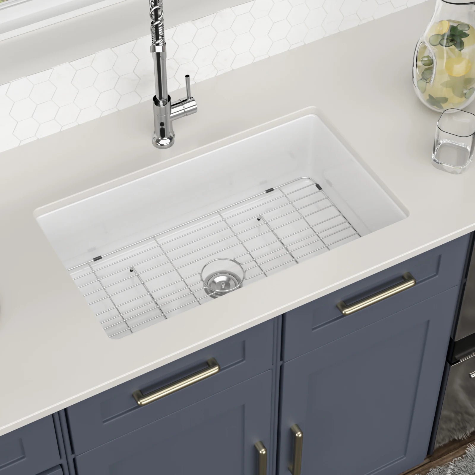 30*18 Inch Undermount Fireclay Single Bowl Kitchen Sink with Thick Mounting Deck in Gloss White